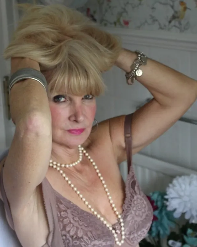 Christel, 58 ans, rencontre sexe à Plabennec