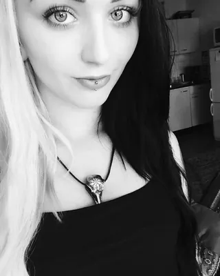Inès, 29 ans, rencontre sexe à Reims