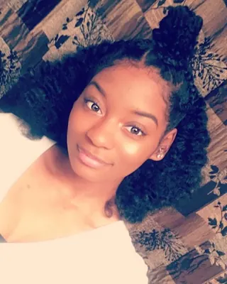 Stessy, 20 ans, rencontre sexe à Grigny