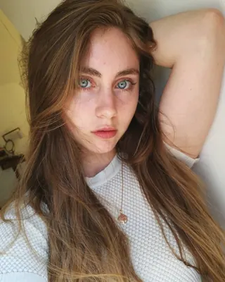 Thaïs, 20 ans, rencontre sexe à Paris